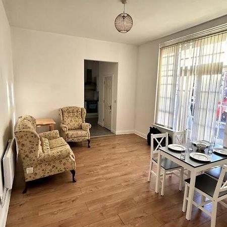 Leicester Spacious Flat With Free Parking Esterno foto