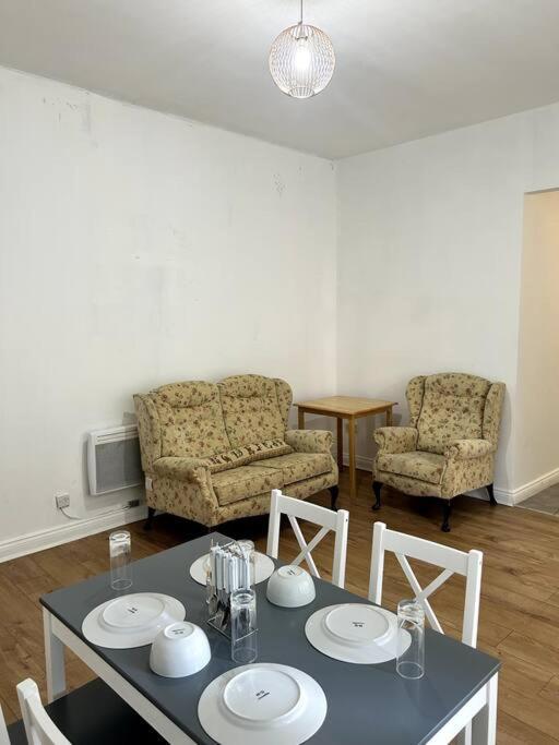 Leicester Spacious Flat With Free Parking Esterno foto